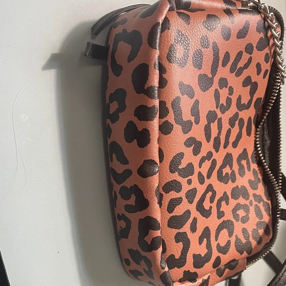 Madden Girl Leopard Print Crossbody Bag - Picture 6 of 6